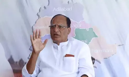 ఫాంహౌస్ ల ప్రస్తావన ఎందుకు?