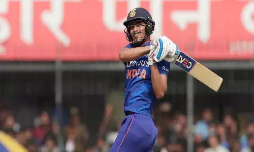 నాటు కొట్టుడు... గిల్ సూపర్ సెంచరీ