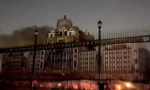 కొత్త సచివాలయంలో అగ్నిప్రమాదం