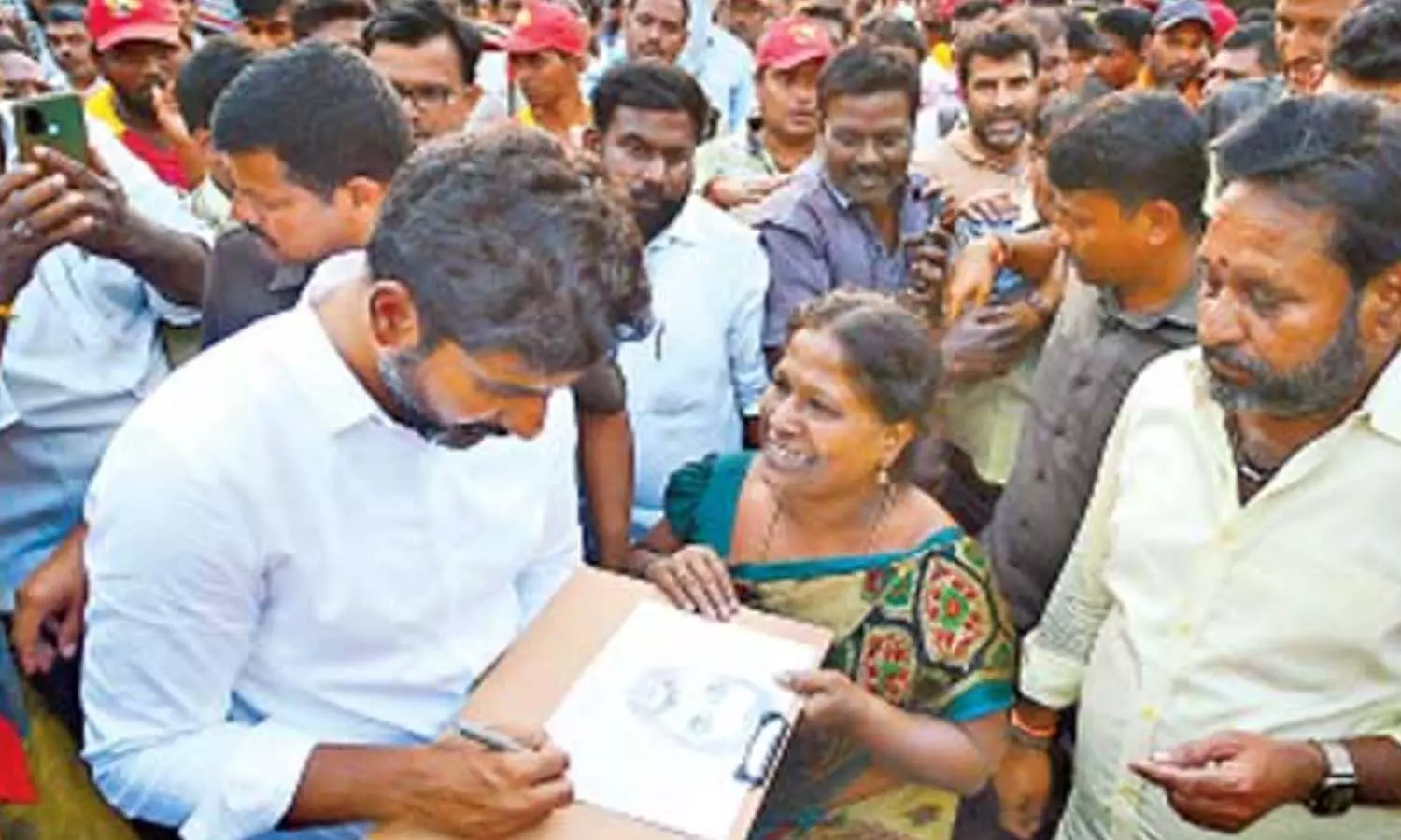 13వరోజుకు చేరిన లోకేష్ పాదయాత్ర