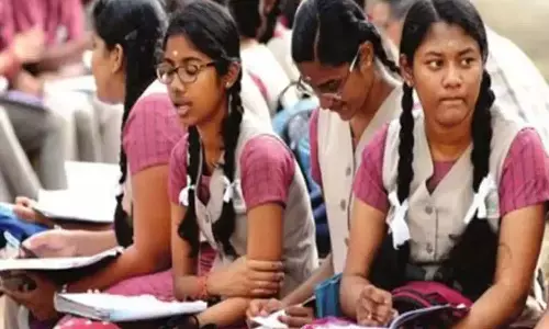 బాలికల విద్యాలయంలో ఫుడ్ ఇన్‌ఫెక్షన్