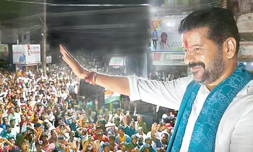 నేడు రేవంత్ రిలాక్స్ ...పాదయాత్రకు విరామం