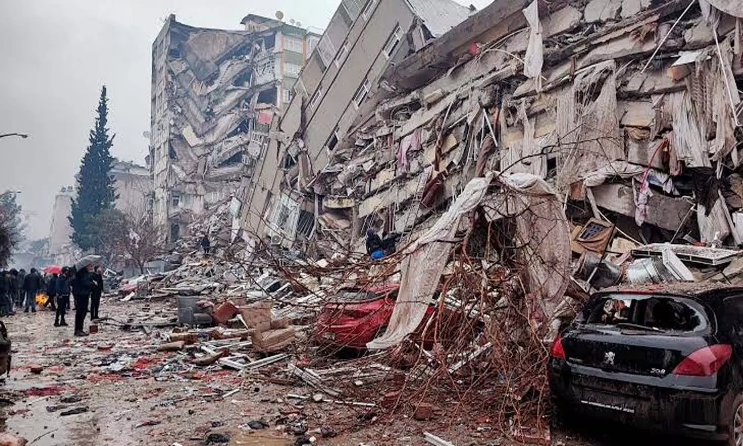 తుర్కియాలో మరోసారి భూకంపం : మృతుల సంఖ్య 34 వేలు