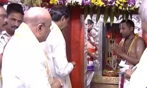 కొండగట్టులో కేసీఆర్