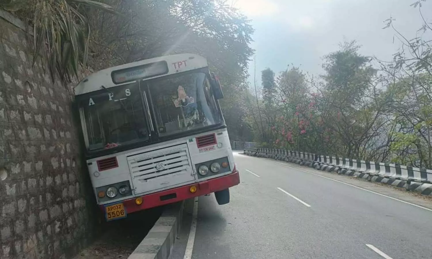ghat road, rtc bus, tirumala