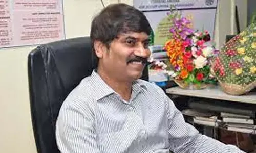 ఏయూ వీసీపై విచారణకు ఈసీ ఆదేశం