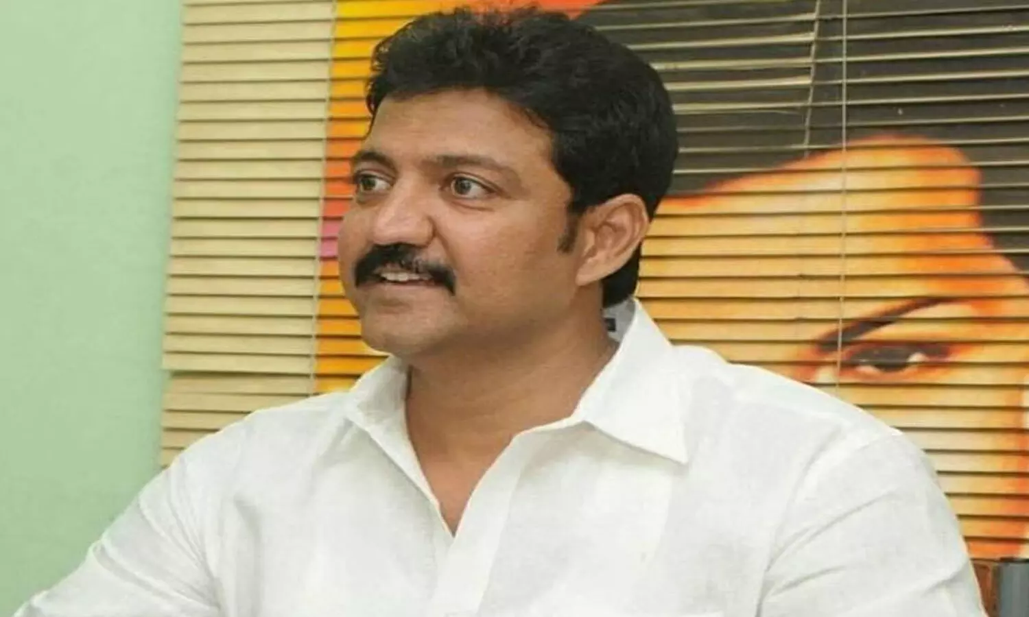 vallabhaneni vamsi, junior ntr political issue