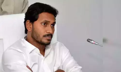 జగన్ కు క్లిష్ట పరిస్థితులు తప్పవా?