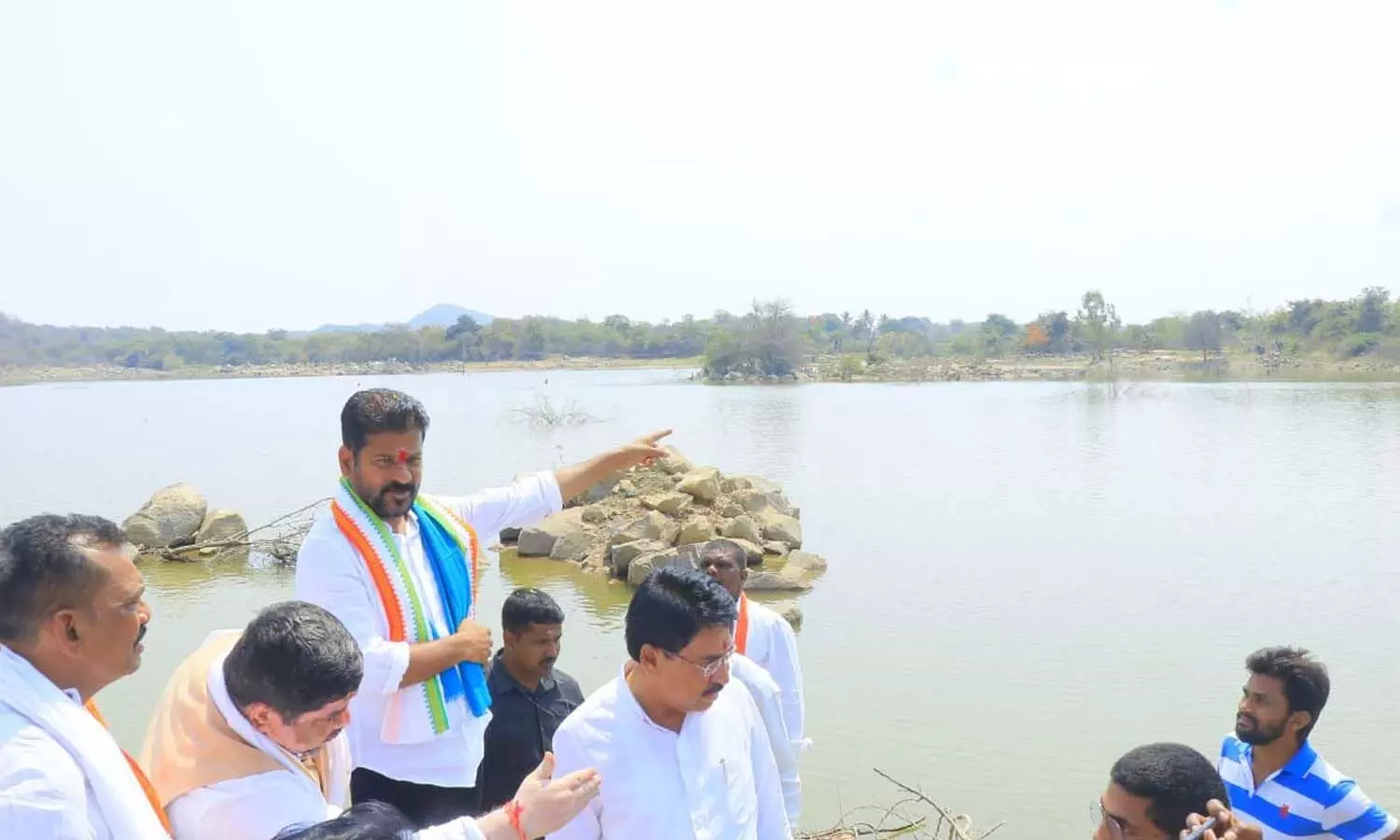 కేసీఆర్ కు బైబై .. కాంగ్రెస్ కు వెలకమ్ చెప్పండి