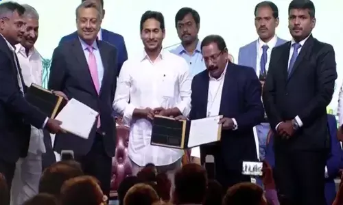 త్వరలోనే విశాఖ నుంచి పాలన