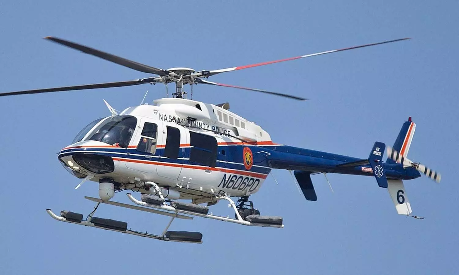 మాజీ సీఎంకు తప్పిన ప్రమాదం మాజీ సీఎంకు తప్పిన ప్రమాదం