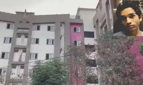 శ్రీచైతన్య కళాశాలకు శాశ్వత గుర్తింపు రద్దు