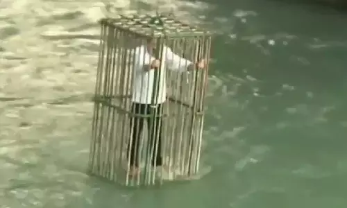 ఇటలీలో వింత ఆచారం