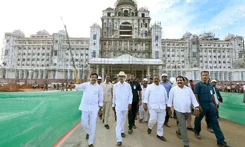 కొత్త సచివాలయానికి కేసీఆర్