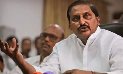 నేడు బెజవాడకు నల్లారి