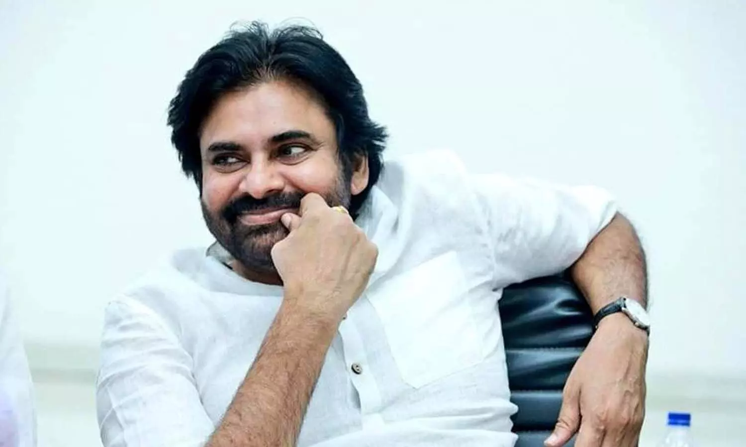 వైసీపీ సర్కార్‌పై జనసేనాని సెటైర్లు