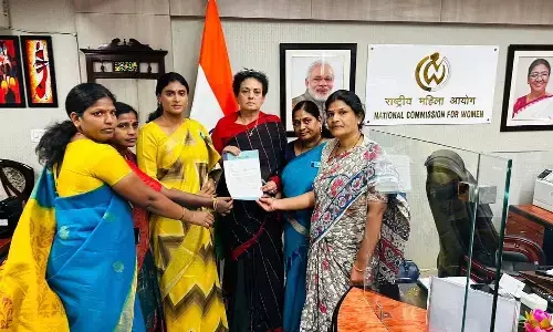 వైఎస్ షర్మిల కంప్లయింట్