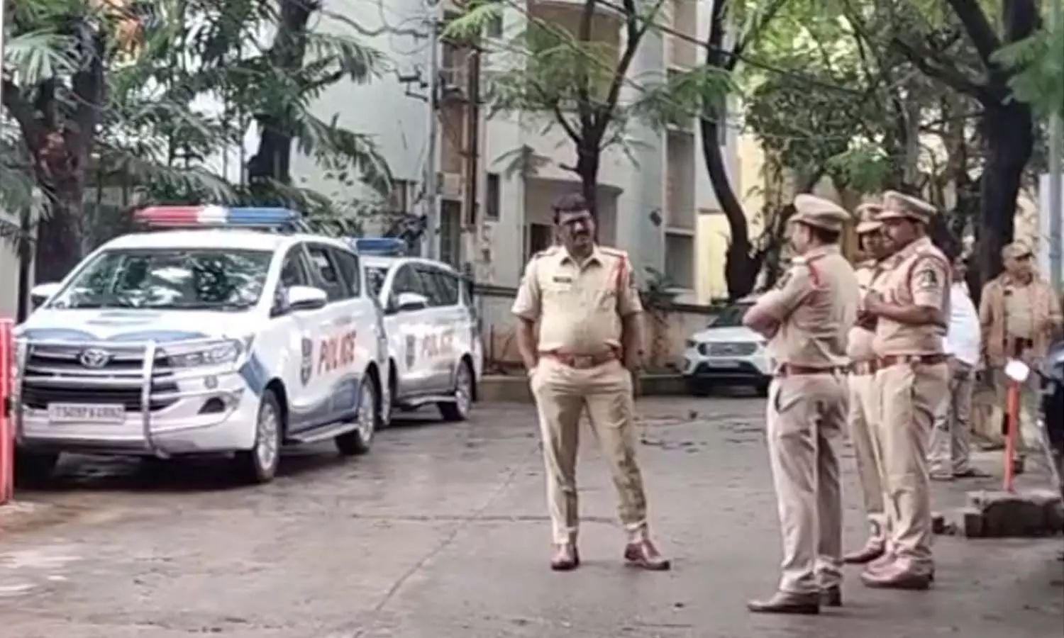 ys sharmila, ysrtp chief, police ys sharmila, ysrtp chief, police