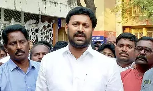 నేడు సీబీఐ ఎదుటకు అవినాష్ రెడ్డి