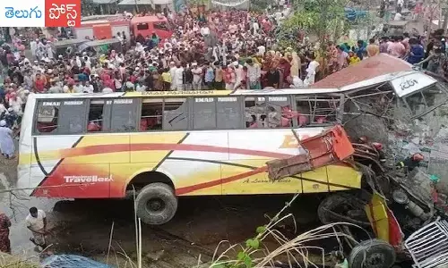 bangladesh bus accident, 17 killed in bus accident