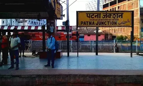 patna railway station, pon clips on railwaystation tv, porn videos