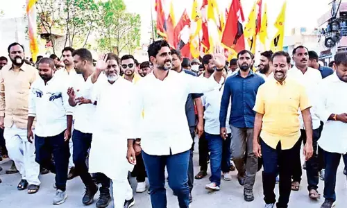 పుట్టపర్తిలోకి నారా లోకేష్