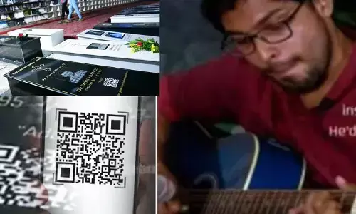 QR Code on Sons Tomb