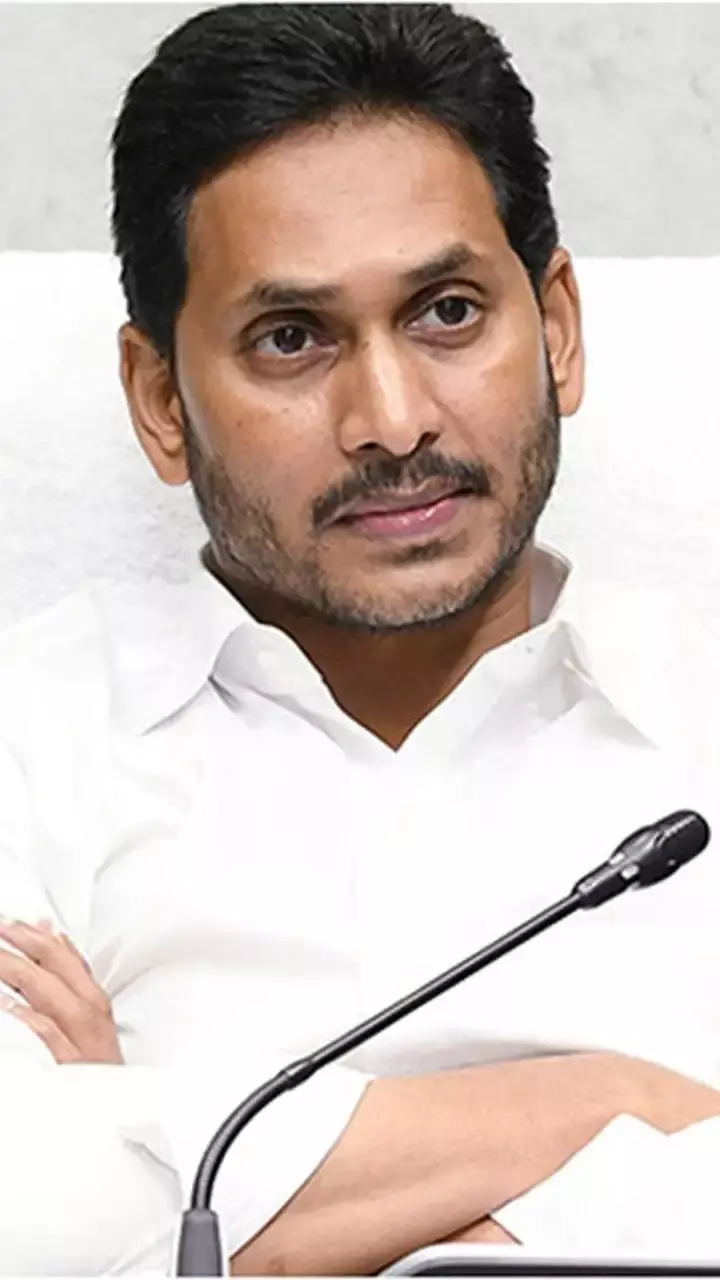 తొలిసారి వైసీపీ అధినేత జగన్ సంచలన నిర్ణయం