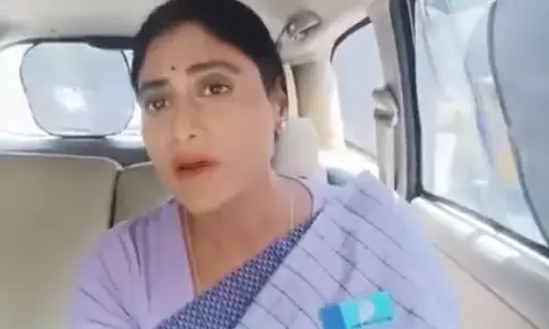 వైఎస్ షర్మిల అరెస్ట్