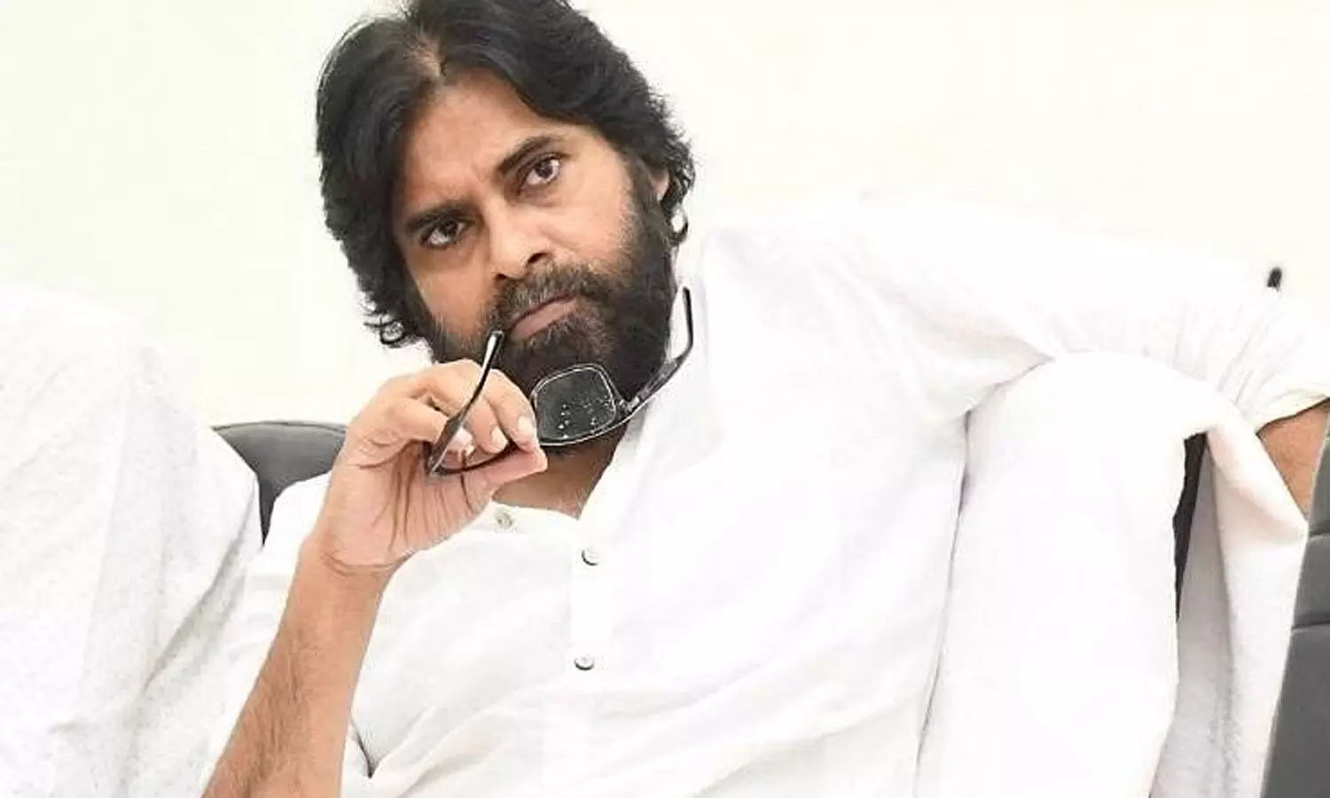అర్జంటుగా ఢిల్లీకి పవన్