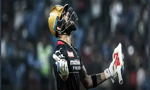 బోణి కొట్టింది.. అదర కొట్టారు