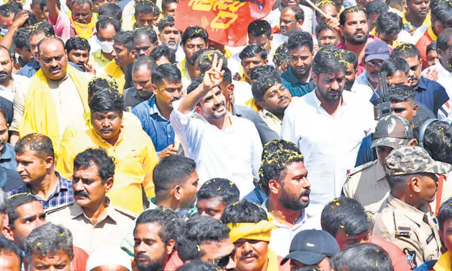 నేడు లోకేష్ వెంట బాలకృష్ణ