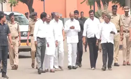 జైలు నుంచి బండి విడుదల