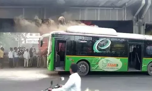 tsrtc electric bus accident, fire broke out in tsrtc bus