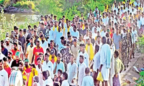 తాడిపత్రిలోకి ఎంటర్ అయిన లోకేష్