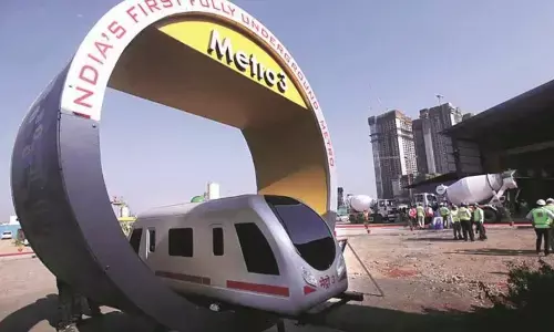 నదీ గర్భంలో మెట్రో రైలు.. మన దగ్గరే