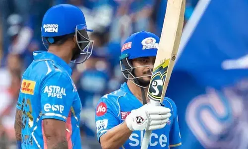 ముంబయి అలవోకగా గెలుపు