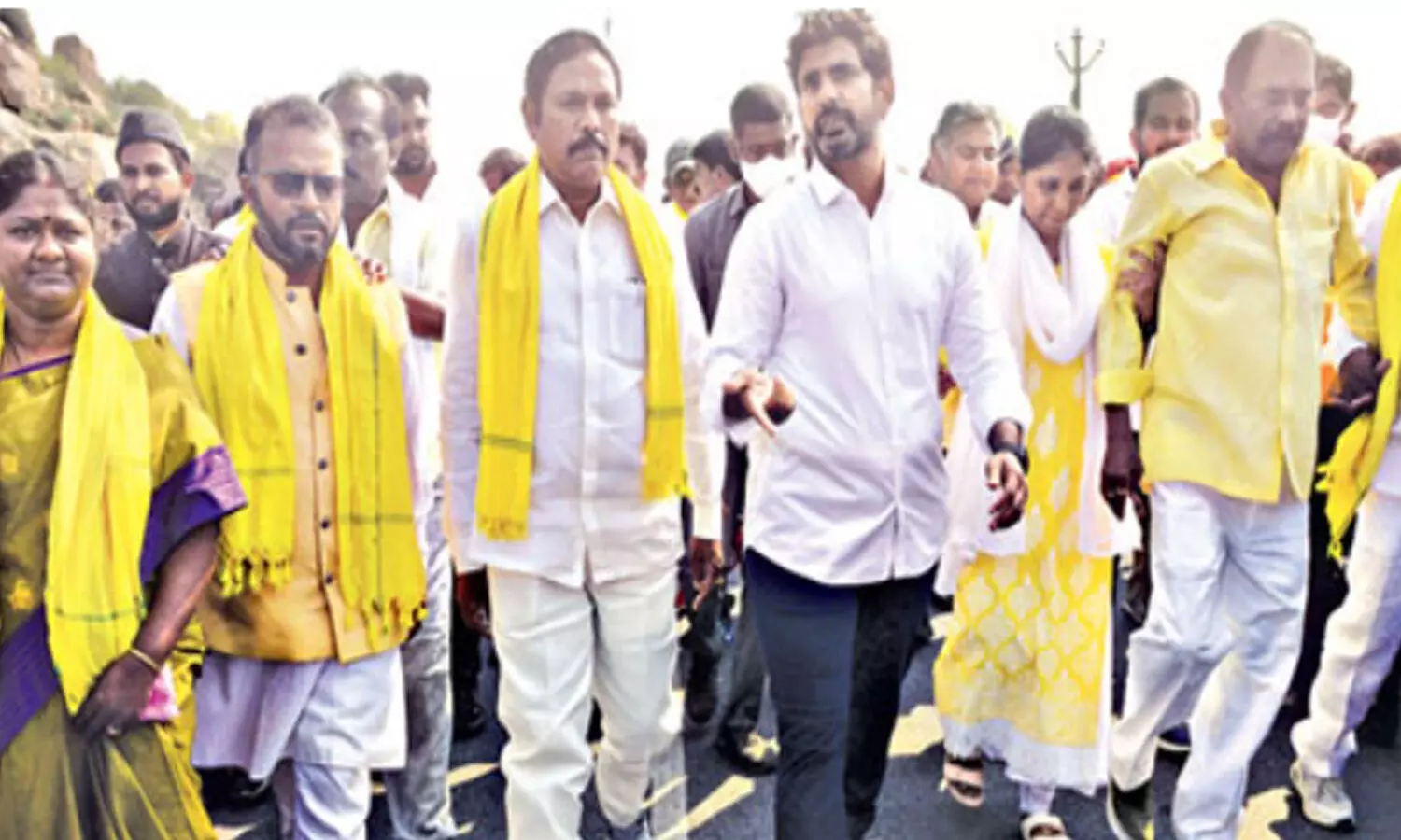 నేడు యువగళానికి విరామం