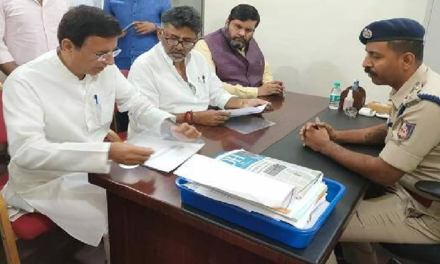 police case on amit shah, amit shah comments on congress police case on amit shah, amit shah comments on congress