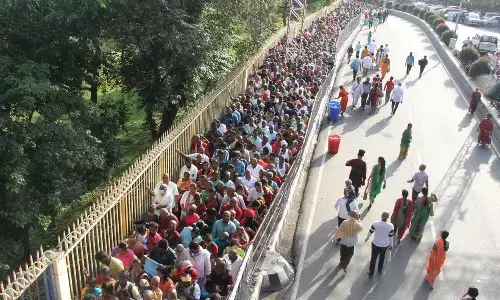 rush, divotees, tirumala