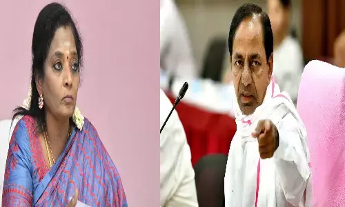 ఇద్దరూ తగ్గట్లేదుగా..?