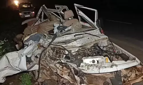 ఒకే కుటుంబంలో11 మంది మృతి