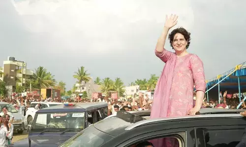 నేడు హైదరాబాద్‌కు ప్రియాంక