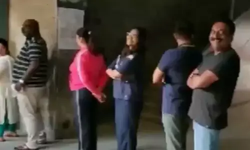 కొనసాగుతున్న కర్ణాటక పోలింగ్