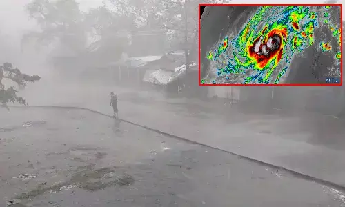 తీరం దాటిన మోచా.. తీరంలో అల్లకల్లోలం.. సురక్షిత ప్రాంతాలకు 5 లక్షల మంది