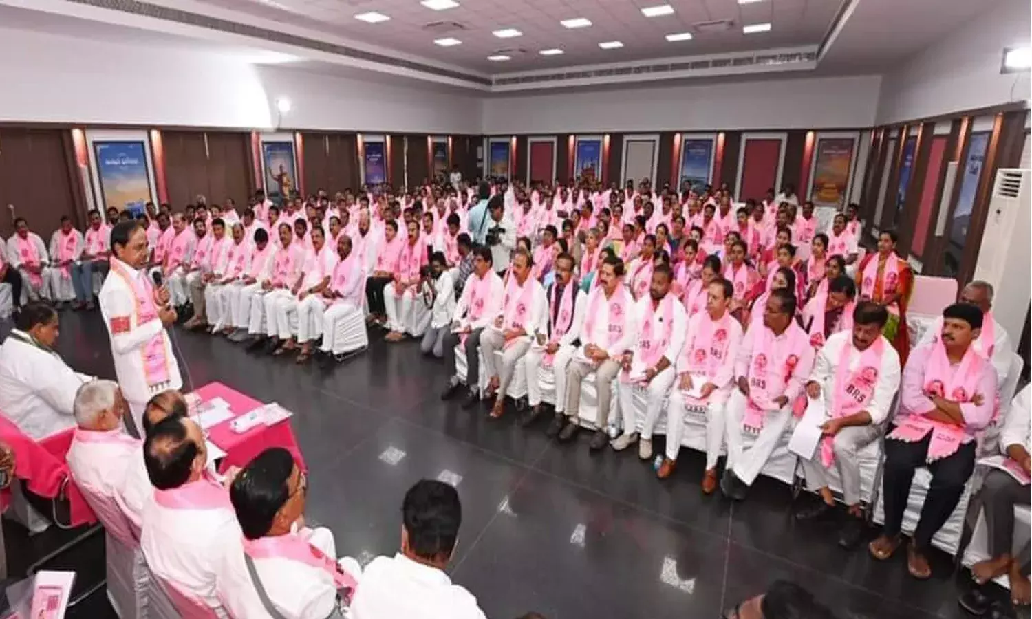 ఎల్లుండి బీఆర్ఎస్‌ఎల్‌పీ సమావేశం