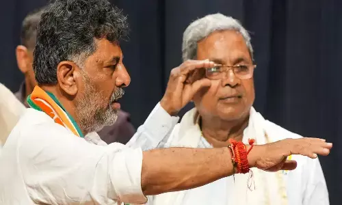 నేడు ఢిల్లీకి డీకే