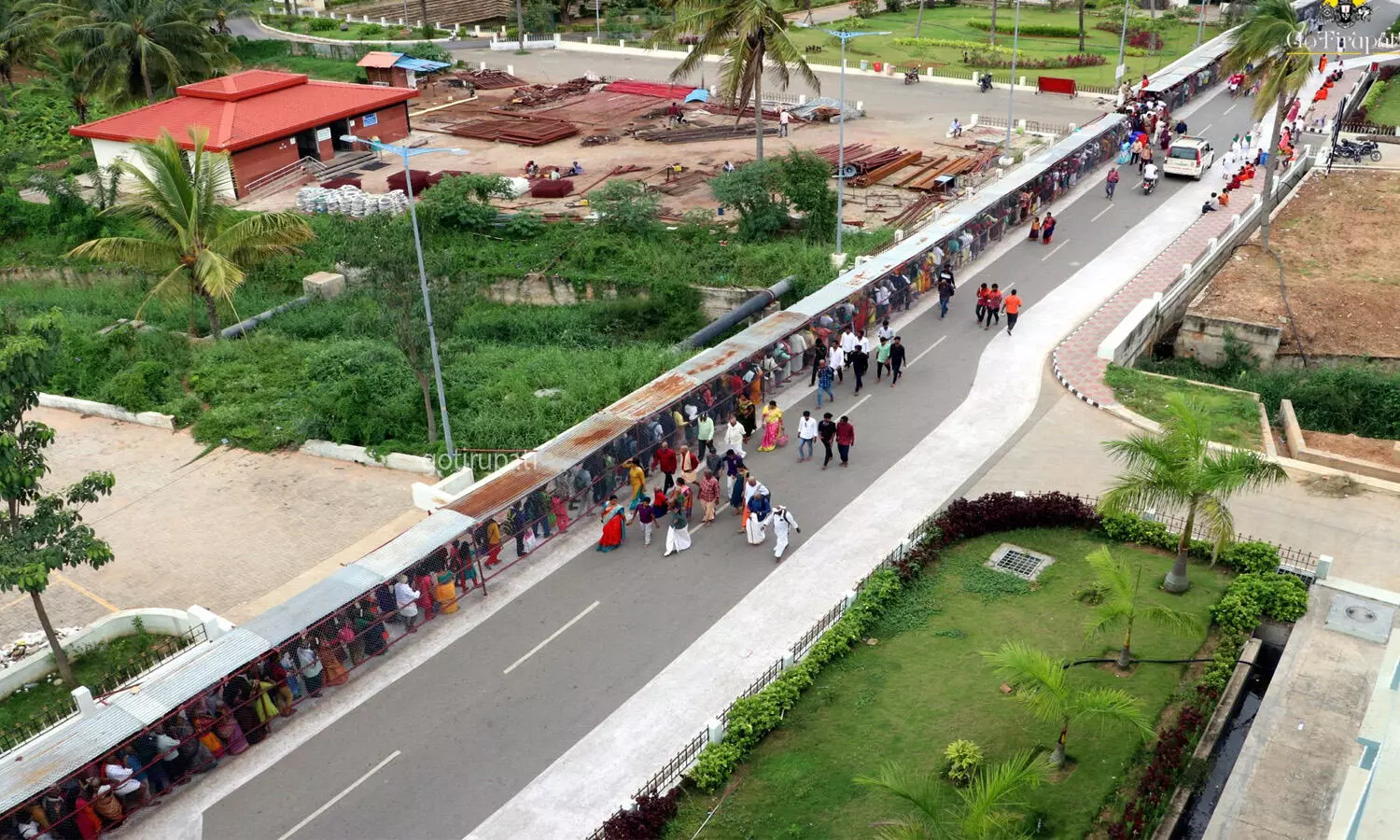 rush, divotees, tirumala rush, divotees, tirumala