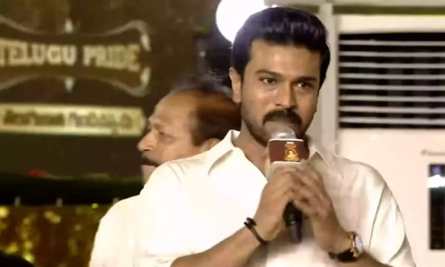 ఈ స్పీచ్ తో అయినా ఫ్యాన్స్ మధ్య వార్ ఆగుతుందా ?