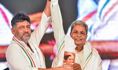 సిద్ధరామయ్య, శివ కుమార్ లకు సన్మానం చేయాలనుకుంటున్న తెలంగాణ కాంగ్రెస్
